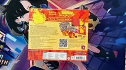Pokemon Vivid Voltage Elite Trainer Box TCG Brand New & Sealed - Image 2