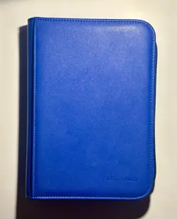 Ultra Pro Vivid BLUE 4 Pocket Zippered Pro Binder Album Holds 160 Cards - Image 1