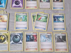 Pokemon Card Bundle Job Lot Bundle of 90 Cards With Box Preloved Mix - Image 5