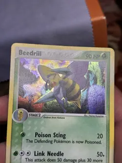 Beedrill 1/112 EX FireRed & LeafGreen Holo Rare Pokemon TCG 2004 - Image 4