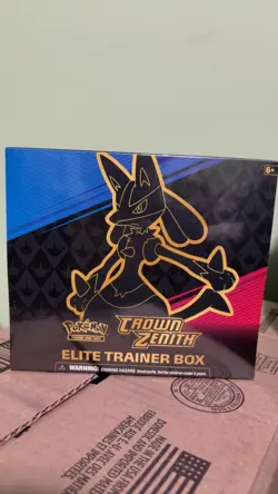 POKEMON TCG CROWN ZENITH ELITE TRAINER BOX ETB - NEW SEALED 820650851476 - Image 1