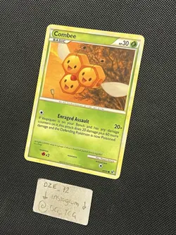 Pokemon HGSS Undaunted - Combee - Non Holo Common - 44/90 - NM - Image 4