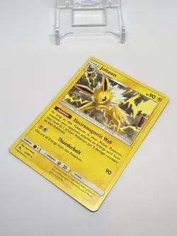 Jolteon 23/68 RARE Non Holo Pokemon Card TCG 2019 Hidden Fates Nintendo NM+ - Image 3