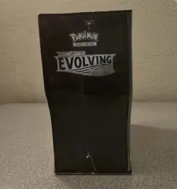 Pokemon TCG: Sword & Shield-Evolving Skies Elite Trainer Box 820650808944 - Image 4