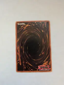 Yugioh Blue-Eyes White Dragon SDK-001 Ultra Rare HP - Image 2