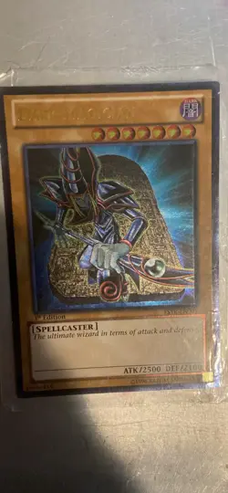 Dark Magician DPYG-EN001 - Yugi - 1st Edition - Image 1
