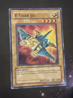 V-Tiger Jet - DP2-EN001 - Common - Unlimited Edition - LP YuGiOh! - Image 1