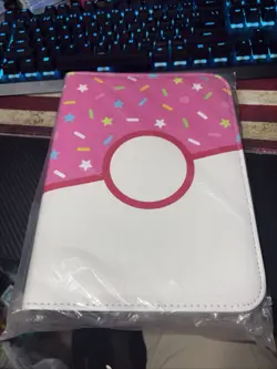 Zip Up pokemon card binder Holds 376 Cards+ - Image 1
