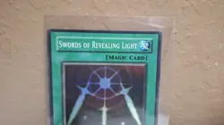 FACTORY KNOWN YUGIOH ERROR! Swords of Revealing Light 'WAVY' 1ST ED. LOB-101 LP - Image 5