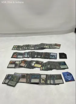Magic The Gathering Assorted Card Lot - Image 1