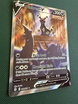 Pokemon Umbreon v TCG Holo Ultra Rare Card Evolving Skies 189/203 NM/M Condition - Image 3