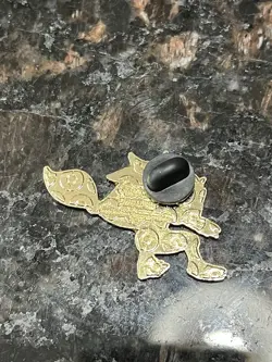 2017 Zoroark Pokemon Official Collectors Pin Shining Legends | NEW - Image 4