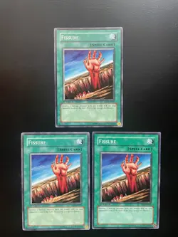 Yugioh Fissure YSD-EN025 1st Edition Common LP/MP X3 - Image 1