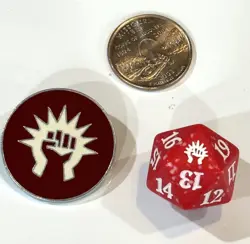 MTG Magic the Gathering Boros Spindown D20 Die & Token Coin Guild Pin 2020 - Image 1