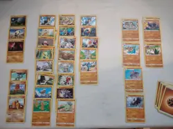 Pokemon 381 Pokemon Trading Cards Collection Lot - Image 3