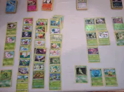 Pokemon 381 Pokemon Trading Cards Collection Lot - Image 5