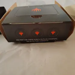 Magic The Gathering Dungeons and Dragons Commander Deck Aura of Courage *OPENED* - Image 5