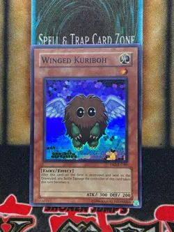 Yugioh Winged Kuriboh DR3-EN185 Super Rare LP - Image 1