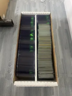 Massive TCG Pokemon 1000+ Cards lot - Image 1