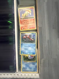 Massive TCG Pokemon 1000+ Cards lot - Image 4