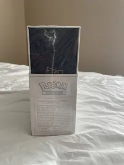 Pokemon TCG Sword & Shield Ultra Premium Collection Charizard 820650851117 - Image 2