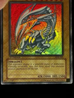 Yu-Gi-Oh! 2002 Blue Eyes White Dragon SDK-001 1st Edition Full Holo Bleed LP - Image 5