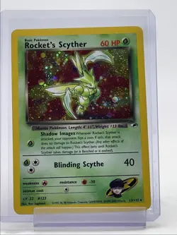 ROCKET'S SCYTHER 2000 POKEMON GYM HEROES HOLO RARE SWIRL 13/132 Q3726 - Image 1