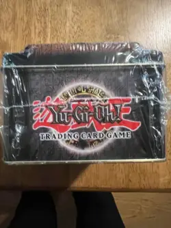 2005 Yugioh Collector Tin, Gilford The Lightning, MINT!, Factory Sealed - Image 2