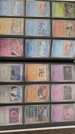 POKEMON BINDER - 141 POKEBALL/MASTER BALL HOLOS PRISMATIC/BLACK BOLT/WHITE FLARE - Image 1