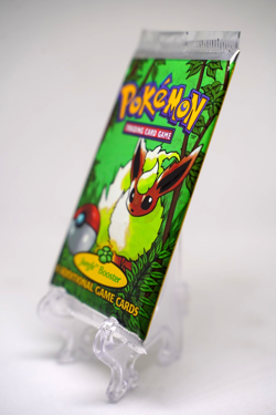 Pokemon Jungle Unlimited 1999 Flareon Artwork Booster Pack WOTC Sealed Vintage - Image 3