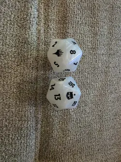 Magic the Gathering MTG Final Fantasy Bundle Oversized Spindown Die (x2 Dice) - Image 1