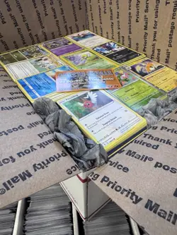🔥 17lbs 4200+ UNSEARCHED Pokemon Bulk Lot! Some Holos & Vintage Cards LP/NM ✨ - Image 1