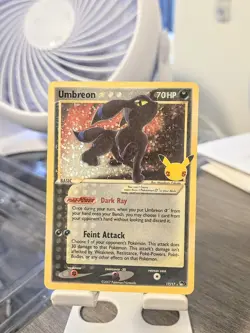Umbreon Gold Star 17/17 Celebrations Classic Collection Pokemon TCG NM-LP - Image 1
