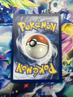 Pokemon HOLO Mew 011/025 HOLO RARE Celebrations 25th Anniversary - Image 2