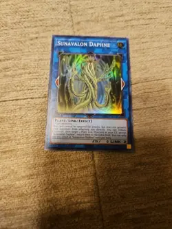 Yugioh Sunavalon Daphne MP22-EN114 Super Rare 1st Edition Near Mint - Image 1
