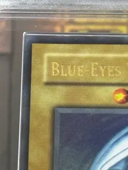 Yugioh Blue Eyes White Dragon Ultra Rare SDK-001 1st Edition ARS8 NM Graded - Image 3