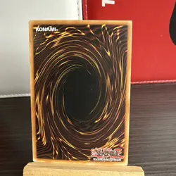 Yugioh - Dark Magician | YGLD ENC09 | Ultra Rare | 1st ed- 1996 + BONUS HOLO - Image 4