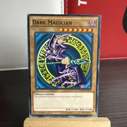 Dark Magician YGLD-ENA03 Common 1st Edition Yugioh Trading Card + BONUS HOLO - Image 1