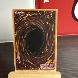 Dark Magician YGLD-ENA03 Common 1st Edition Yugioh Trading Card + BONUS HOLO - Image 4