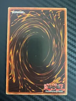 Yugioh Dark Magician SDY-006 Ultra Rare Unlimited Edition DMG - Image 2