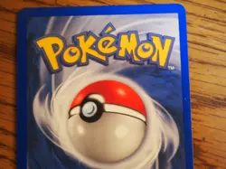 Pokemon 2004 Pokemon Ex Hidden Legends Staryu holo card, mint condition - Image 5