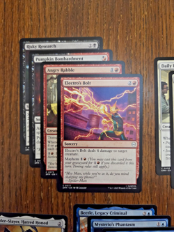 MTG Spiderman Lot Of 28 Cards | Peter Parker Mythic, Rares/Unc/Commons + 3 Foils - Image 3