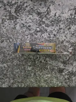 Pokemon Sun And Moon Unbroken Bonds 3 Pack Hanger Box Factory Sealed Charizard - Image 3