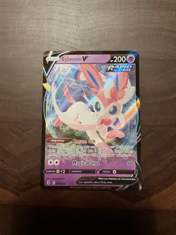 Pokemon TCG Sylveon V 074/203! NM Condition! See Description! - Image 1