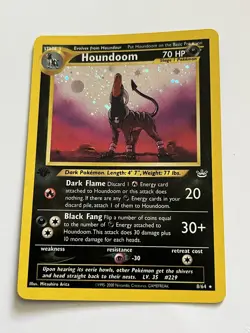 pokemon card HOUNDOOM holographic 2000 Rare 1st edition near Mint - Image 2