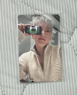 Seventeen Hoshi Weverse Fukuoka Trading Card Limited Edition Condition - Image 1
