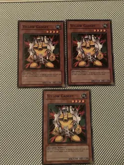 Yugioh Yellow Gadget SDMM-EN017 & SD10 Common 1st Ed LP - Image 1