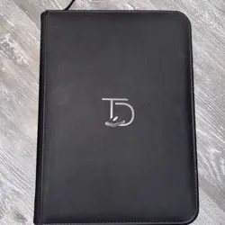 Top Deck 500 Card Ringless Zip Around Binder 9 Pocket Pages Side Load Black - Image 1
