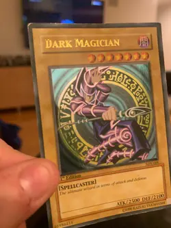 *** DARK MAGICIAN *** ORIGINAL ULTRA RARE SDY-006 (PLAYED CONDITION) YUGIOH! - Image 1