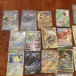 Pokemon TCG Bundle X 31 Cards - NM-LP - Image 2